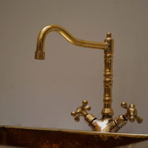 Solid Brass Kitchen Deck Mount Faucet , Single Hole Brass Bathroom Faucet