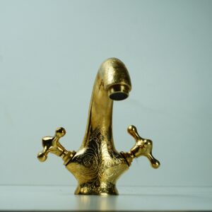 Solid Brass Faucet Bathroom Sink , Engraved Single Hole Brass Vanity Faucet